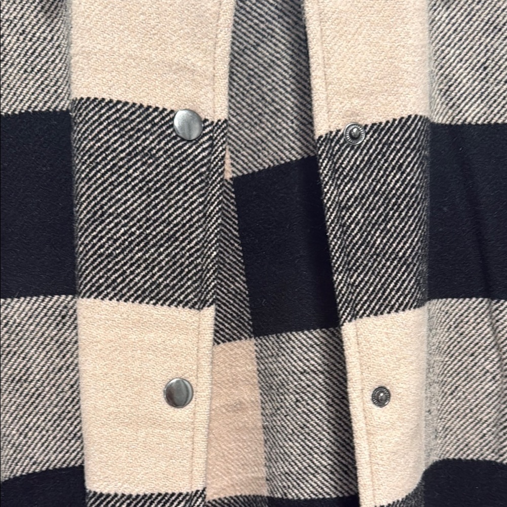 Steve Madden Black & Beige Plaid Utility Shacket - Picture 3 of 3